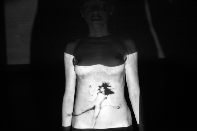 girl is a gun - photo Francesco Acerbis